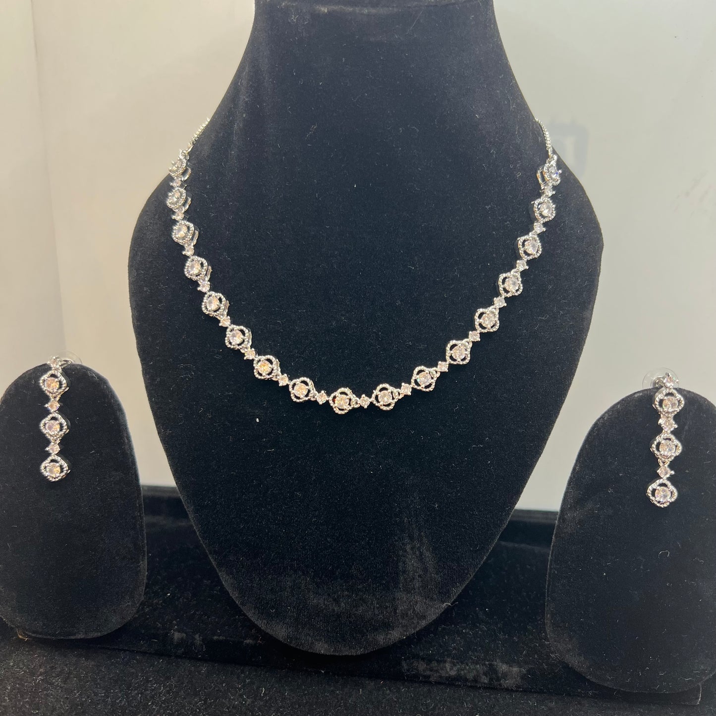 Flower Silver Diamond Single Line Anti Tarnish Set