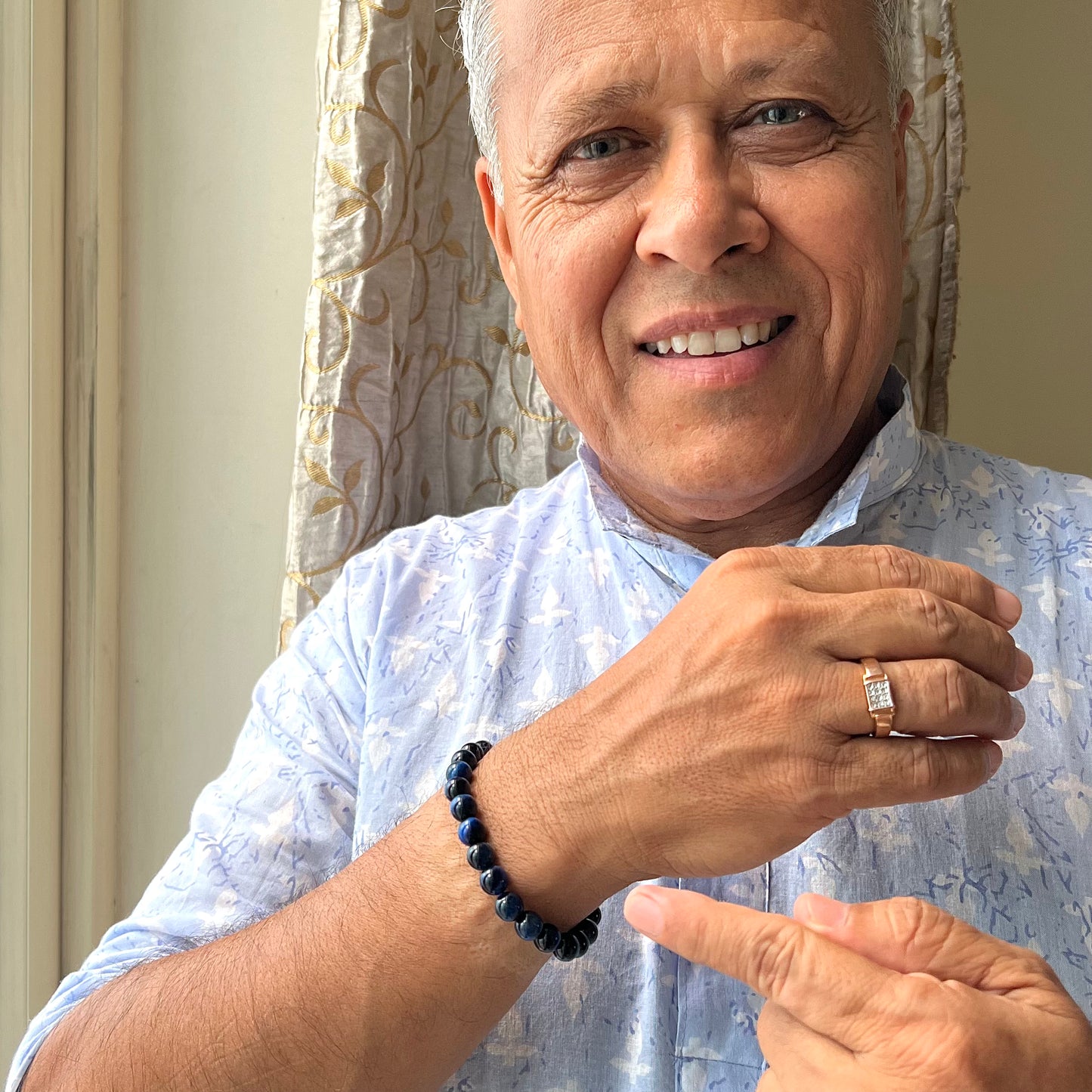 Real Blue Tigers / Hawks Eye Crystal Bracelet