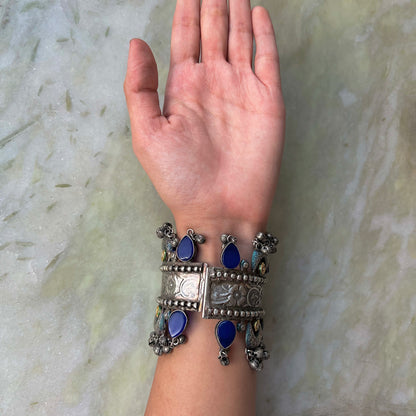 Melina Warrior Silver Antique Statement Bracelet (Blue)